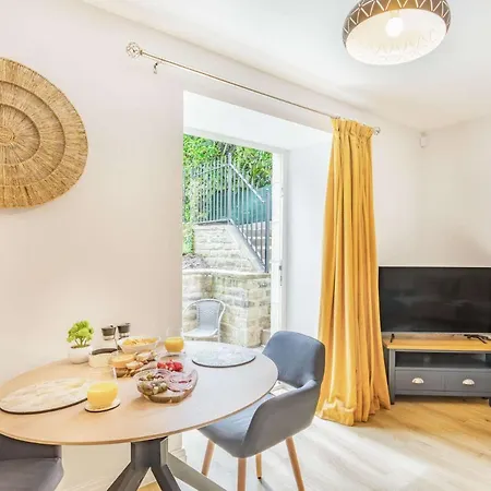1 Bed In 87852 Apartment